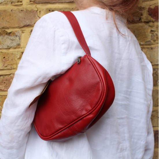 Red shoulder bag baguette